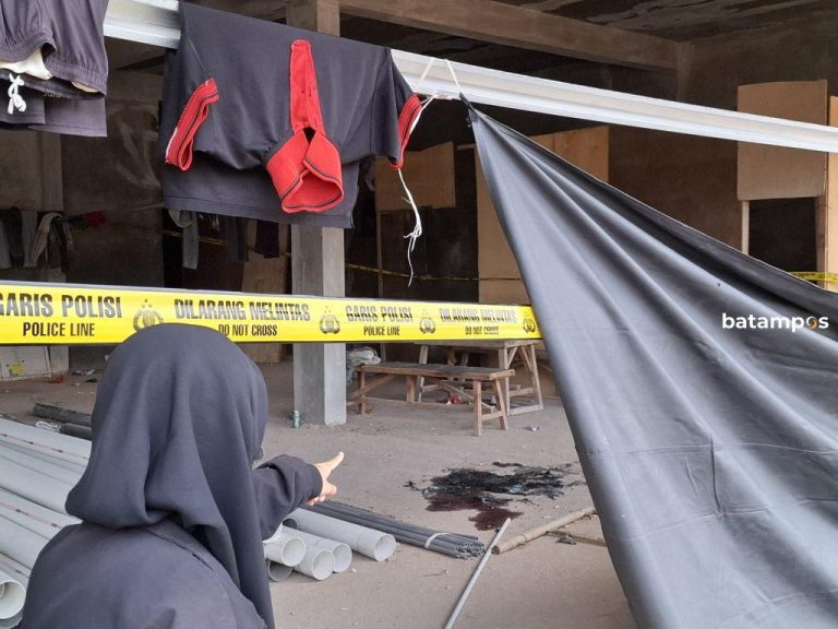 Motif Sakit Hati, Dibakar Menggunakan Gas