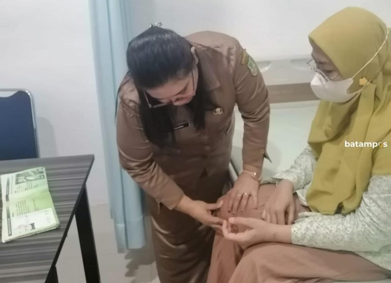 Layanan Akupresur dan Pijat Bayi Kini Tersedia di Puskesmas Tiban Baru, Segini Tarifnya