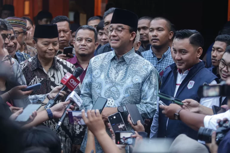 Anies Baswedan Sambut Baik Diduetkan dengan Sohibul Iman di Pilkada Jakarta 2024