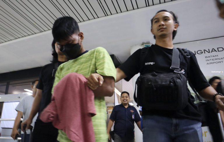 Saat Ditangkap, Pelaku Pembunuhan Nelwina Sembunyi dalam Sofa yang Berlubang