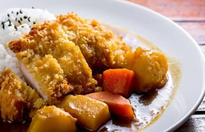 Cocok untuk Makan Siang, Kari Jepang Ayam Katsu Super Renyah