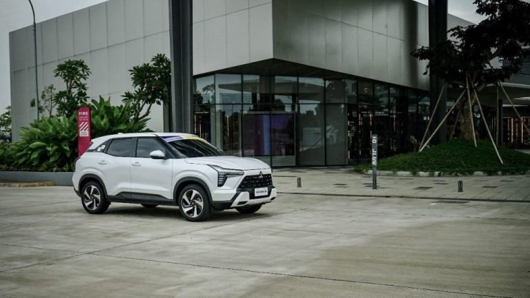 MMKSI Sasar Pasar Baru dengan Pameran Mitsubishi Xforce di The Grand Outlet, Karawang