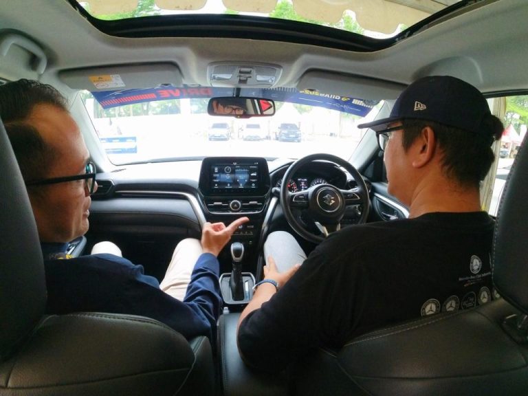 Rasakan Sensasi Berkendara dan Menangkan Hadiah Besar di Test Drive Suzuki GIIAS 2024!