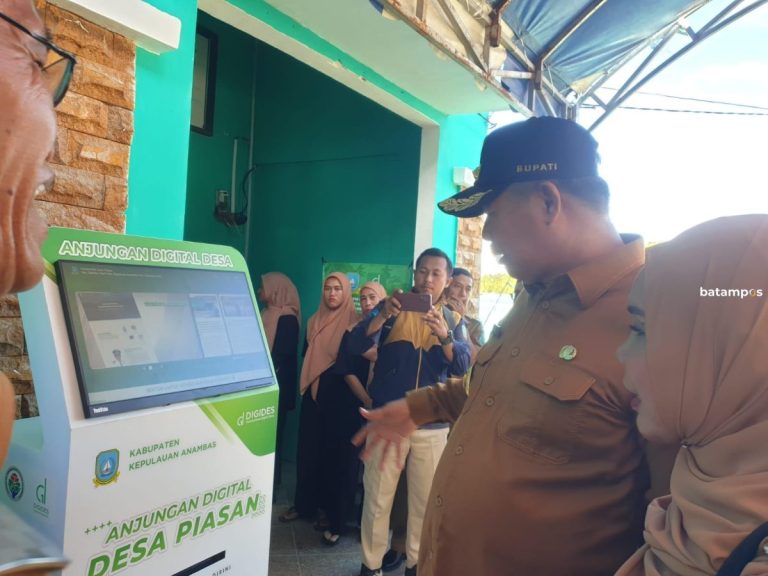 Bupati Dorong Desa di Anambas Bertranformasi Pelayanan Secara Digital, Meski Berada di Perbatasan