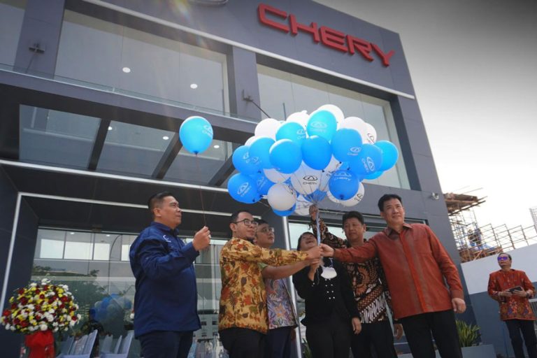 Chery Resmikan Dealer Baru di Cibubur