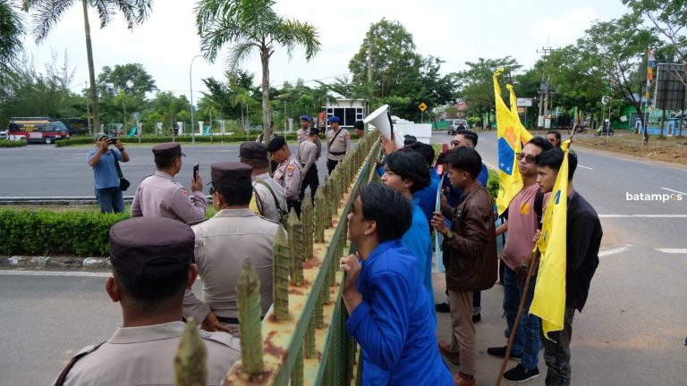 Mahasiswa Tuntut PN Tanjungpinang Transparan, Terkait Dugaan Dana Deposito Bodong Oknum Hakim