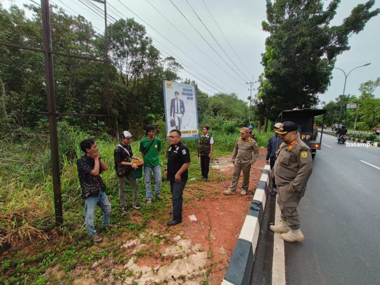 Satpol PP Amankan 29 Gelandangan dan Pengamen