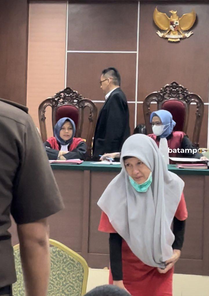 Yuliana, Pembakar Anak Tiri Divonis Seumur Hidup