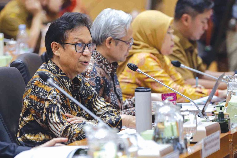 Jokowi Panggil Menteri karena Industri Kesehatan yang Mahal