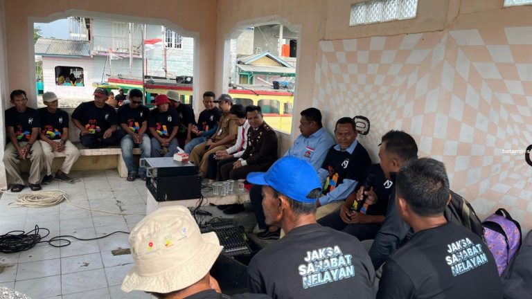 Kapal Ikan Asing Semakin Merajalela di Perbatasan, Ancam Keselamatan Nelayan Lokal