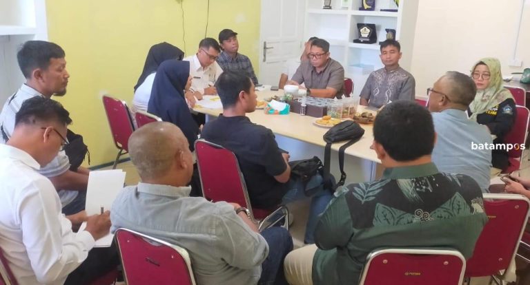 Penuhi Ketersediaan Daging Ayam di Bintan, DKPP Fasilitasi Pertemuan Asosiasi Peternak dan Perusahaan di Bidang Unggas