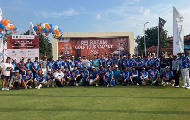 REI Batam Turnamen Golf Bergengsi