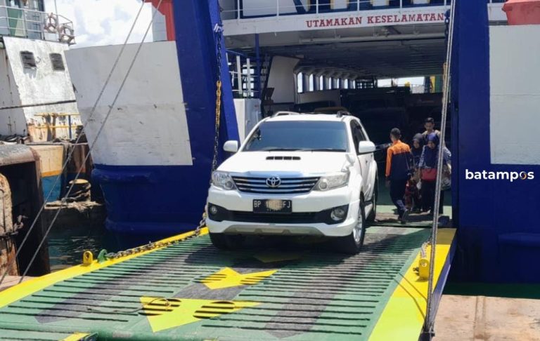 Penumpang Ngeluh RoRo Tujuan Anambas Terlambat Berlayar hingga 5 Jam