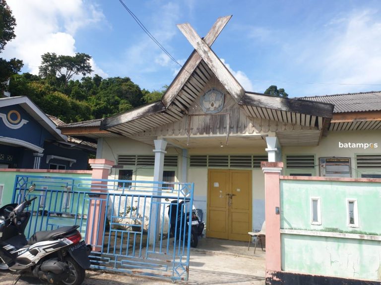 Telan Anggaran Rp 3,5 Miliar, Pembangunan Labkesda SMP Negeri 1 Siantan di Tarempa Bongkar Bangunan Lama 