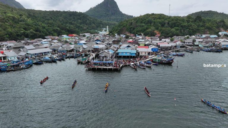 Event Lumbak Kayuh Jadi Daya Tarik Wisata Tambelan