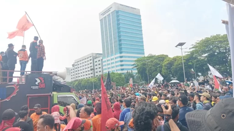 Presiden dan Disebut Membajak Demokrasi Secara Paripurna, PSHK Sebut Revisi UU Pilkada Cacat Prosedural