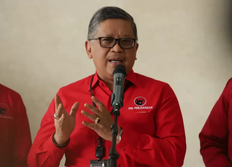 Sekjen DPP PDIP Ungkap Pihak-Pihak Yang Ingin Ambil PDIP