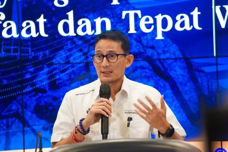 Kisah Cinta Sandiaga Uno, PDKT sejak SMP hingga Akhirnya Nikah di Singapura