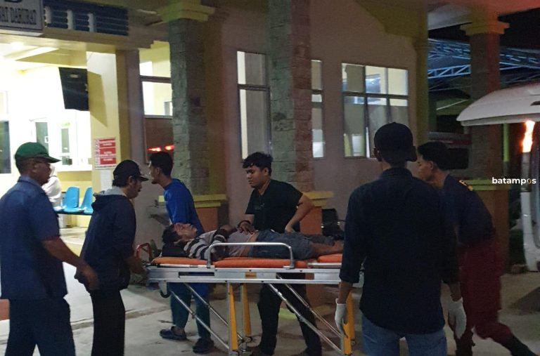 Pikap Terbalik, Sejumlah Pekerja Proyek Resort di Lagoi Dilarikan ke Rumah Sakit di Tanjunguban