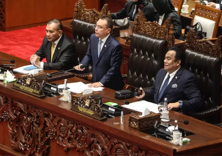 Pimpinan DPR RI Buka Kemungkinan RUU Pilkada Disahkan DPR Periode Depan