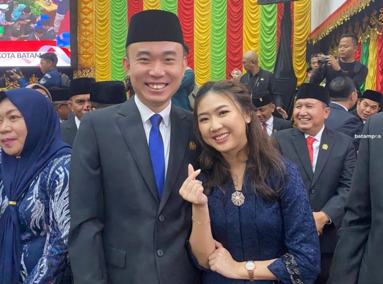 Cerita Legislator Muda Batam Jelvin Tan yang Baru Dilantik, Berjuang 4 Tahun Ikuti Jejak Ayah