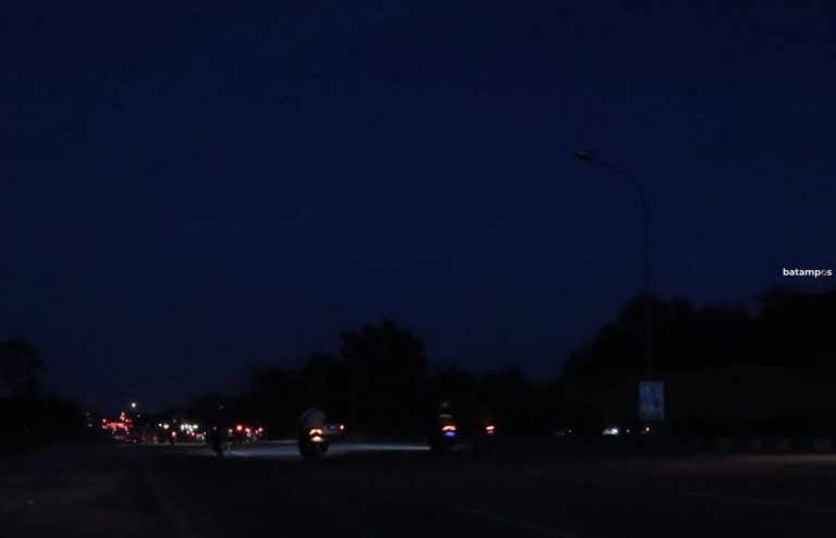494 Titik Lampu PJU Padam Akibat Pencurian Kabel, Jalanan di Batam Terbenam dalam Kegelapan