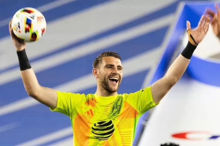 Maarten Paes Masuk Skuad Timnas Indonesia, Saling Kontak dengan Ernando