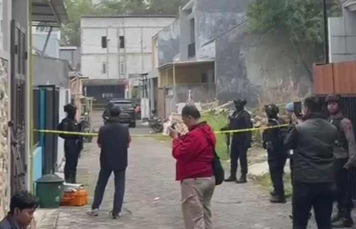 Calon Pengantin Bom Bunuh Diri di Batu Masih Remaja, Rakit Bom Berdaya Ledak Tinggi