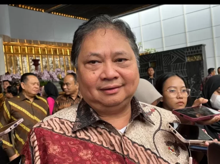 Airlangga  Akui Mundur dari Jabatan Ketum Partai Golkar,Beberkan Sejumlah Capaian di Bawah Kepemimpinannya