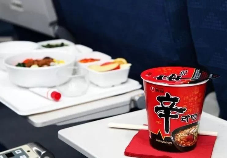Layanan Cup Mie Instan untuk Penumpang Di Korean Air Dihentikan, Ini Alasannya