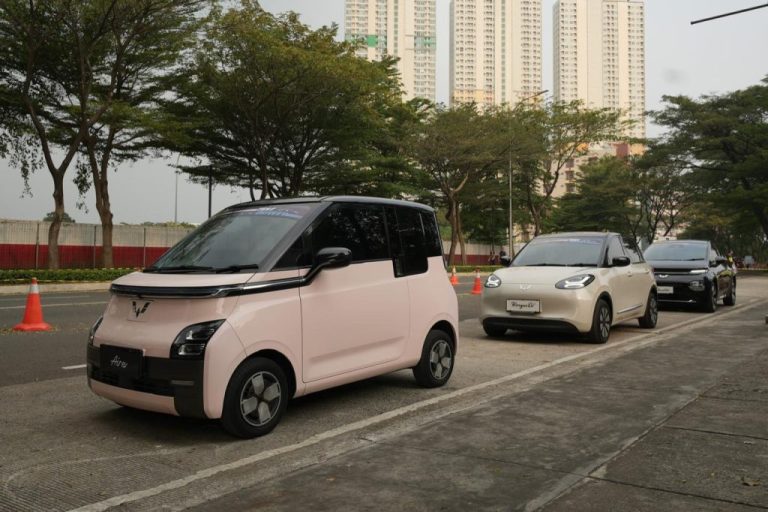 Wuling Motors Dinobatkan Sebagai Brand Mobil Listrik Terbaik di Technologue Award 2024, Kukuhkan Posisi Dominan di Pasar EV Indonesia