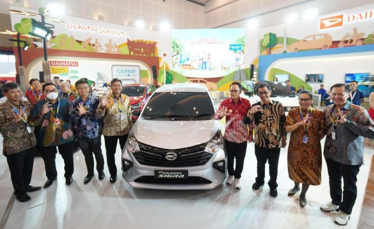 Daihatsu Pamerkan Inovasi dan Program Menarik di GIIAS 2024 Surabaya: Ajang Dekatkan Masyarakat dan Mobilitas Ramah Lingkungan