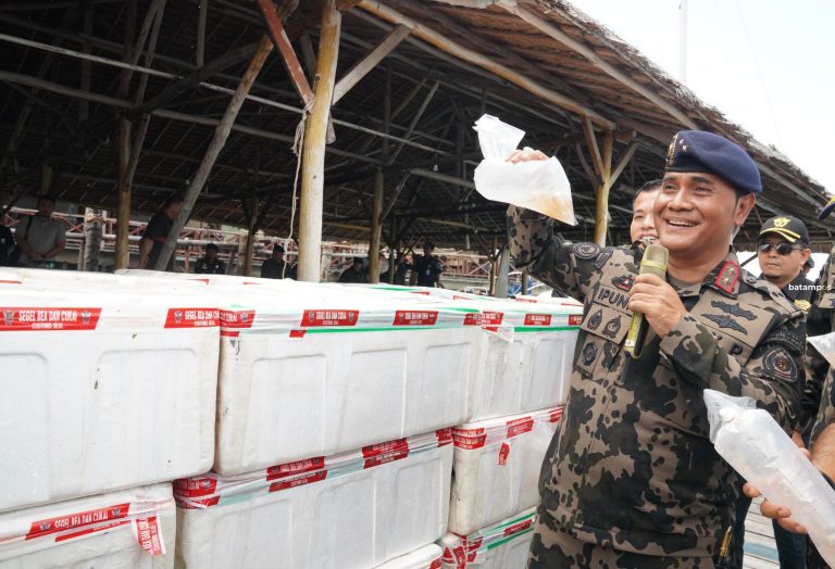 PSDKP dan Bea Cukai Gagalkan Penyelundupan Benih Lobster Senilai Rp90 Miliar