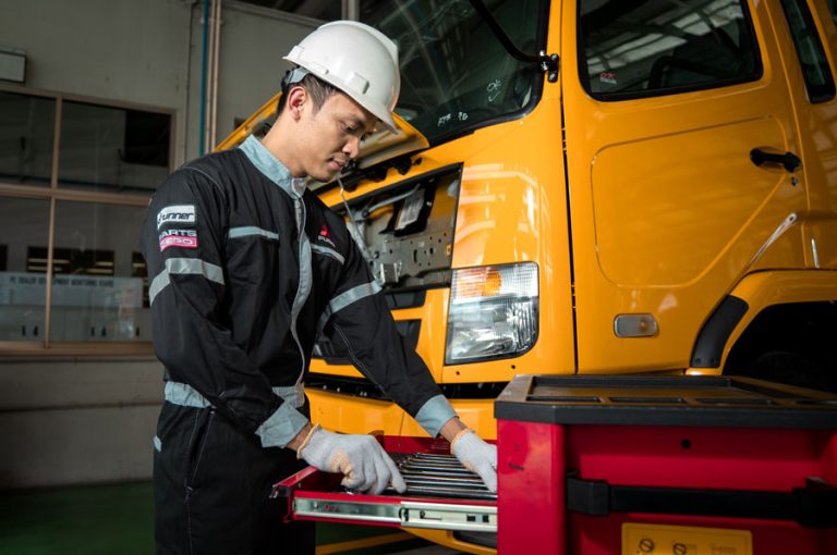 Mitsubishi Fuso Raih BMP Tertinggi