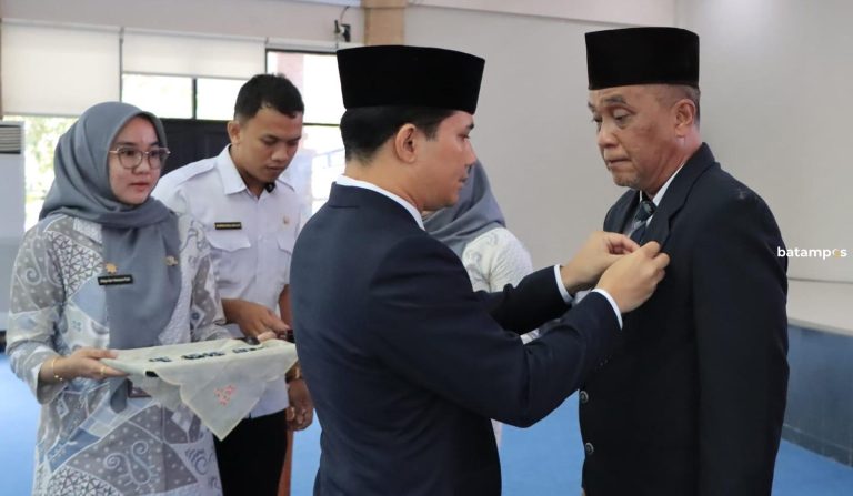 Terima Satyalancana, 153 PNS Bintan Diharapkan Jadi Teladan dan Terus Tingkatkan Pengabdian