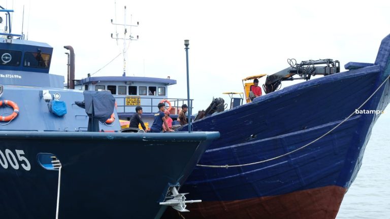 Diduga Angkut Uang, Bea Cukai Tangkap KM Sunly