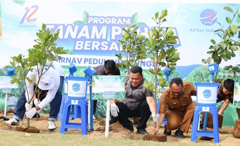 Tekan Emisi Karbon, 1.000 Bibit Pohon Nangka Ditanam di Desa Kuala Sempang, Bintan