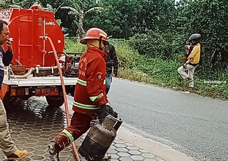 Selang Gas Bocor, Tabung Gas Meledak