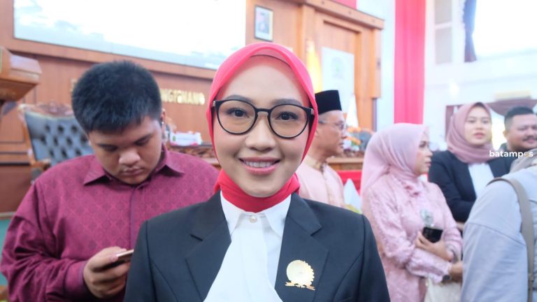 Dhiya Shafa Abilla, Mahasiswi Semester Akhir, Dilantik Jadi Anggota DPRD Termuda
