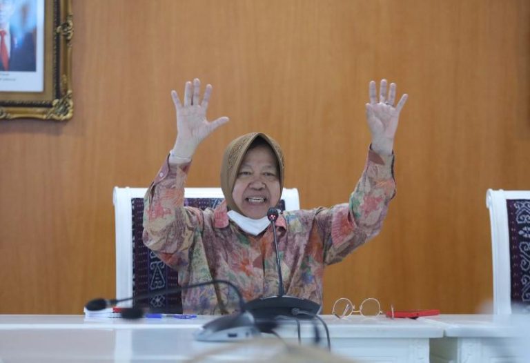 Risma Pamit Mundur dari Jabatan Mensos