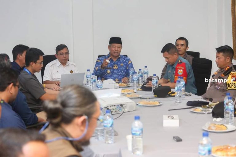 Diskusi Bersama Warga, SKK Migas Upayakan Buka Kembali Bandara Medco Energi untuk Umum