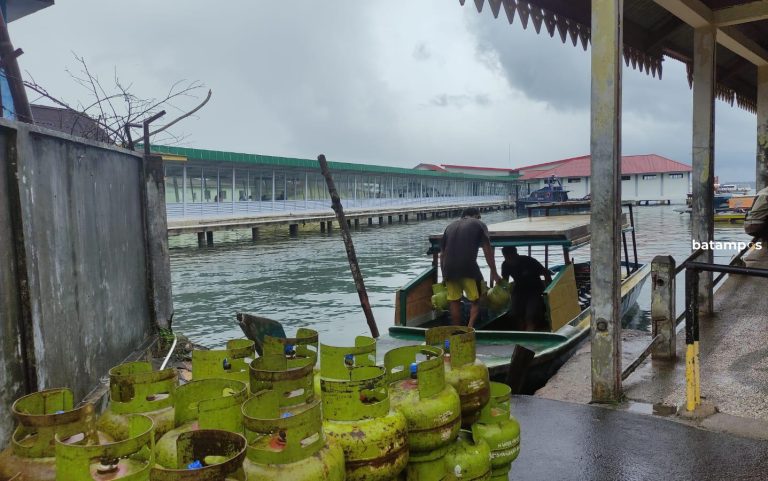 Pangkalan Gas Dilarang Distribusikan Gas Melon ke Warung Kecil