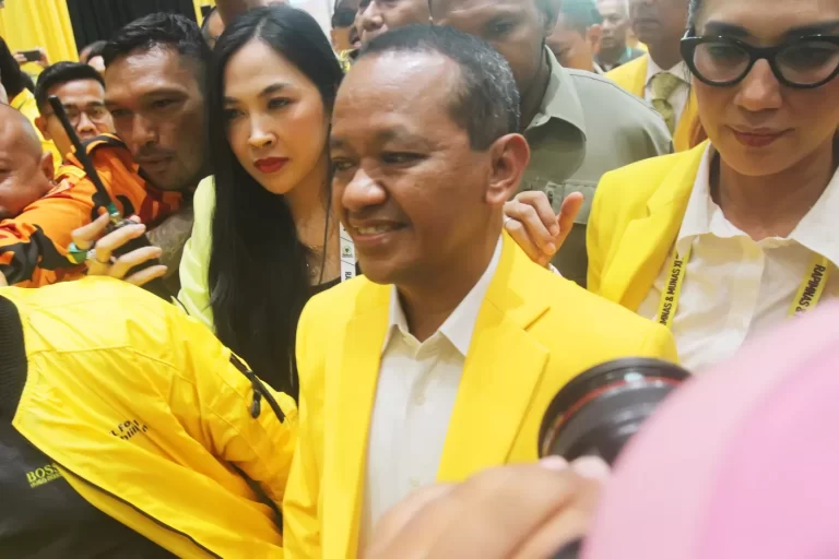 Bahlil Berkelakar, Sebut Fahri Hamzah Akan Bergabung ke Partai Golkar
