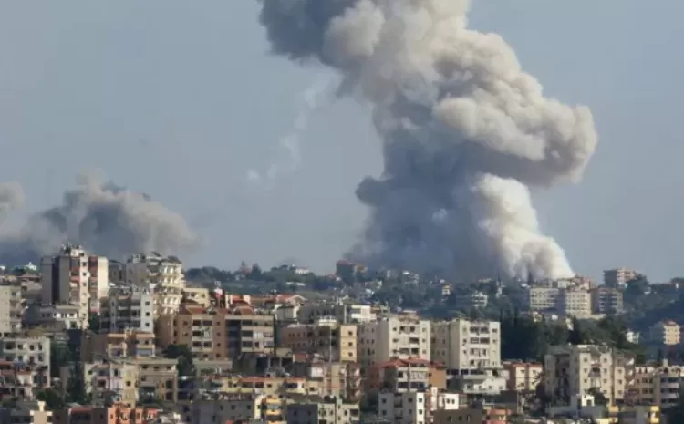 Ratusan Orang Tewas, Puluhan Ribu Mengungsi Akibat Serangan Israel di Lebanon