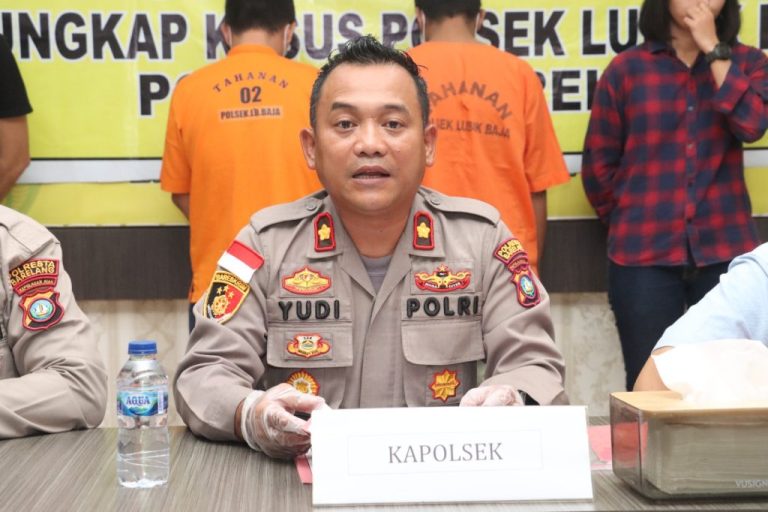 Mobil Pengusaha Dibobol, Uang Rp 800 Juta Raib