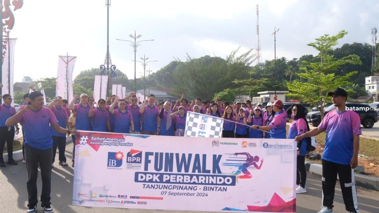 Perkuat Soliditas, Perbarindo Tanjungpinang-Bintan Gelar Fun Walk
