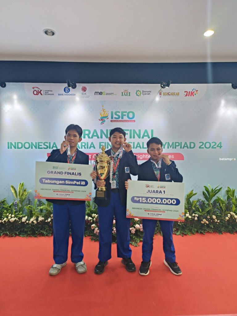MAN Insan Cendekia Batam Juara ISFO 2024, Harumkan Kota Batam dan Nama Sekolah di Kompetisi Keuangan Syariah