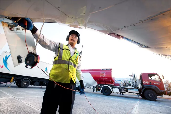 Harga Avtur Indonesia Lebih Mahal