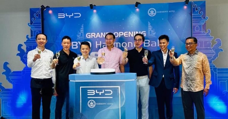 BYD Resmikan Dealer Pertama di Bali: Harmoni Kendaraan Listrik dan Budaya Lokal di Pulau Dewata