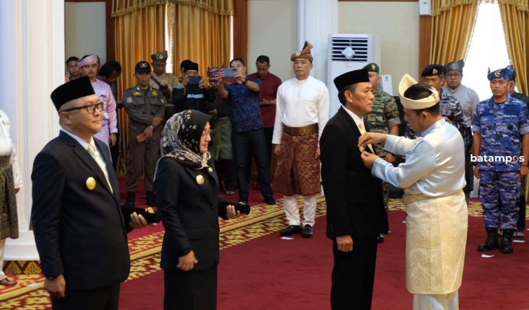 Gubkepri Lantik Andi Agung sebagai Pjs Walikota Batam, Said Nursyahdu sebagai Pjs Bupati Lingga, dan Rika Azmi sebagai Pjs Bupati Natuna